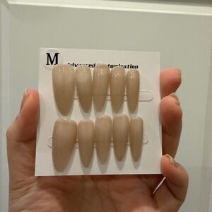 12 pairs of the Elegant  Press-On Nails 💅